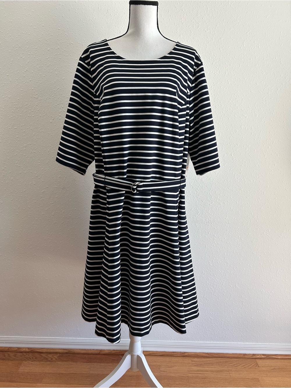 Jessica Howard Striped Dress Women's Plus Size 24W Blue White Stretch Belt